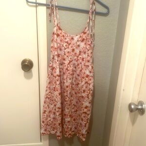 Super cute sun dress, worn